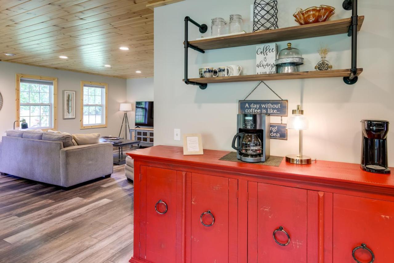 Sevierville Cabin With Private Hot Tub And Fire Pit Bagian luar foto