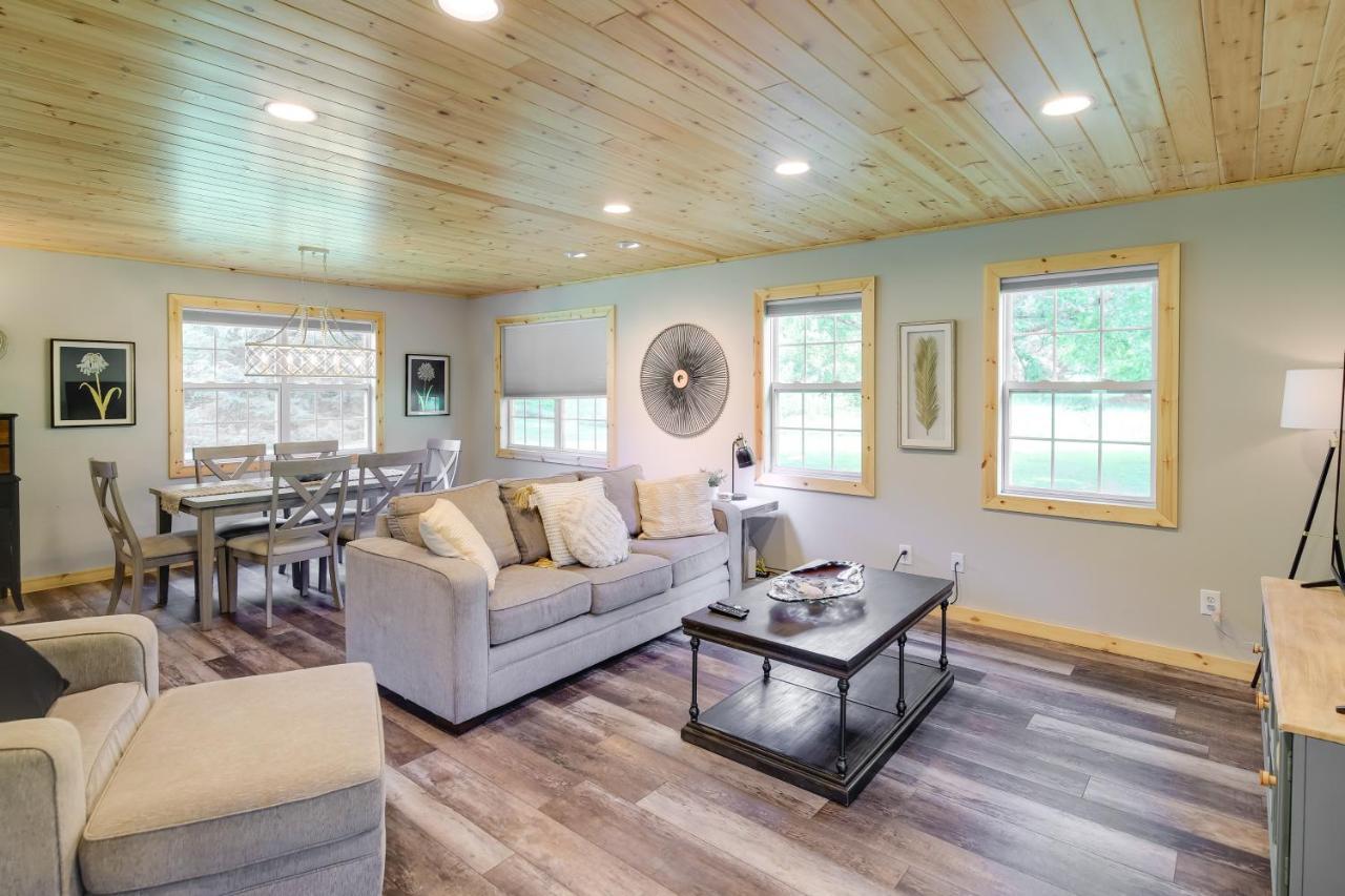 Sevierville Cabin With Private Hot Tub And Fire Pit Bagian luar foto